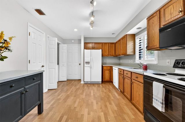 17550 FAIRMEADOW DRIVE, Tampa, FL 33647