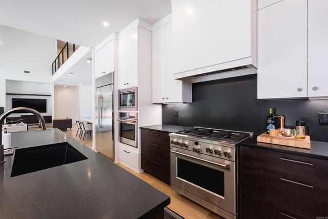 212 Abington Circle, Little Rock, AR 72223