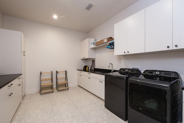 212 Abington Circle, Little Rock, AR 72223