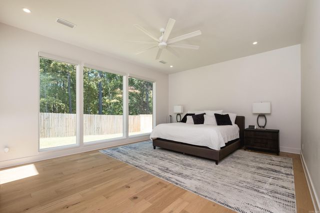 212 Abington Circle, Little Rock, AR 72223