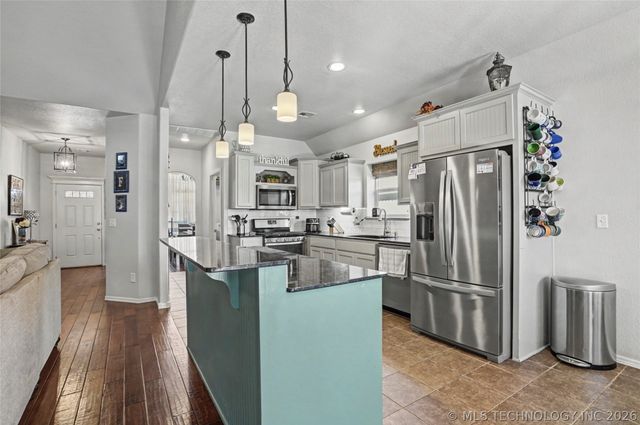 1916 E 133rd Court, Bixby, OK 74008