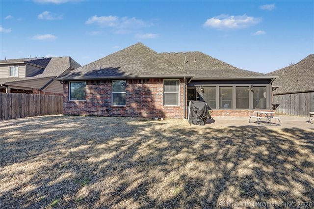 1916 E 133rd Court, Bixby, OK 74008