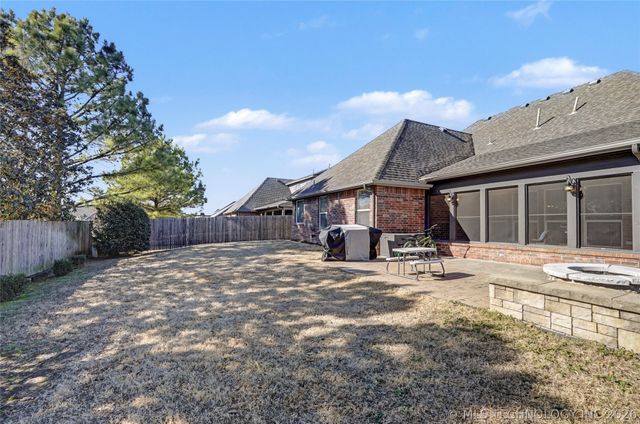 1916 E 133rd Court, Bixby, OK 74008