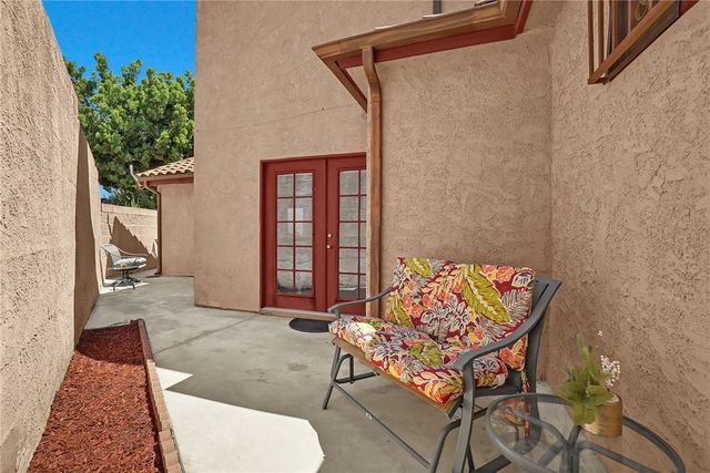 2524 Ivan Hill Terrace, Los Angeles, CA 90039