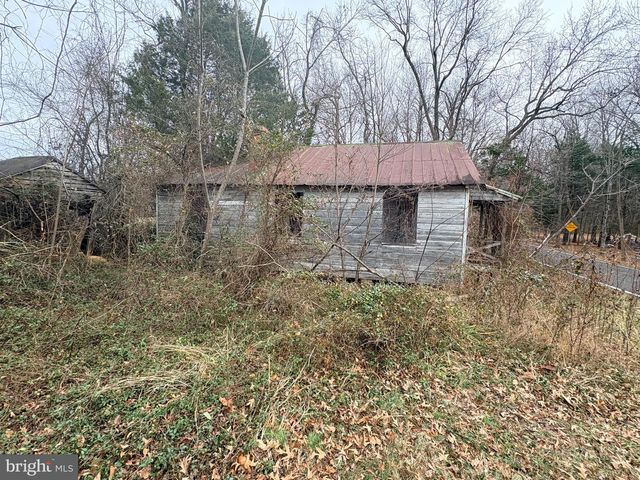 1174 WRIGHTON RD, Lothian, MD 20711