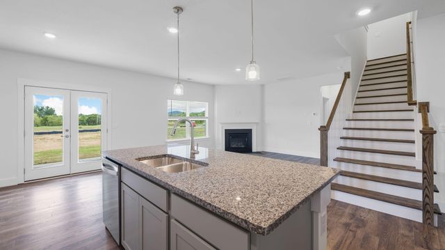 3795 Hawks Creek Drive, Apison, TN 37302