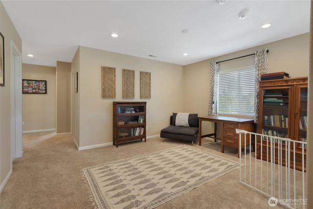 8905 Corona Street NE, Lacey, WA 98516
