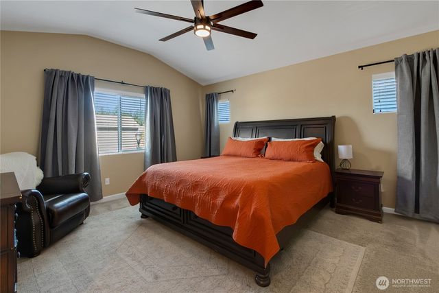 8905 Corona Street NE, Lacey, WA 98516