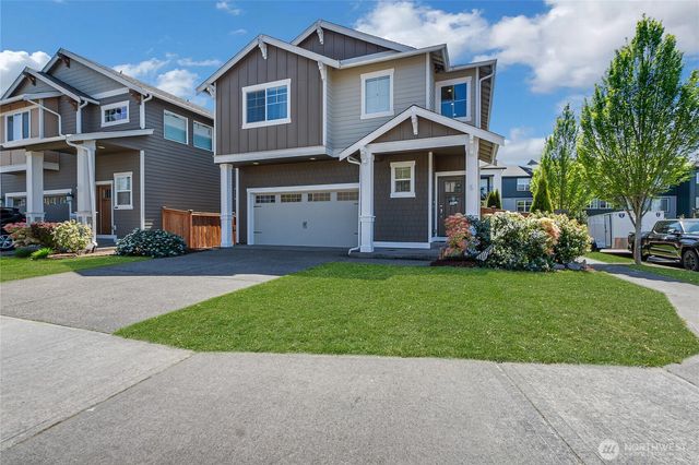 8905 Corona Street NE, Lacey, WA 98516