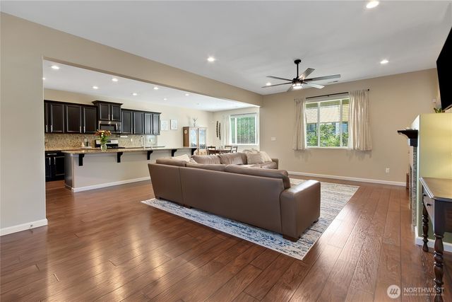 8905 Corona Street NE, Lacey, WA 98516