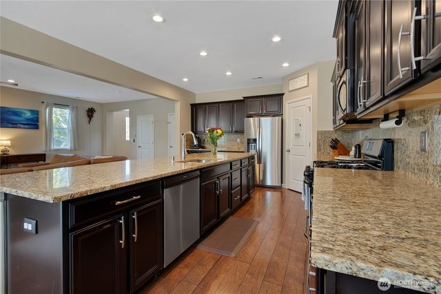 8905 Corona Street NE, Lacey, WA 98516