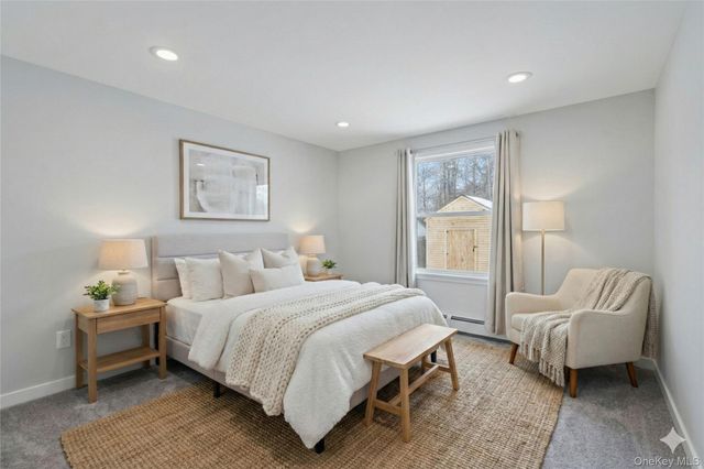 16 Market Street, Mastic Beach, NY 11951