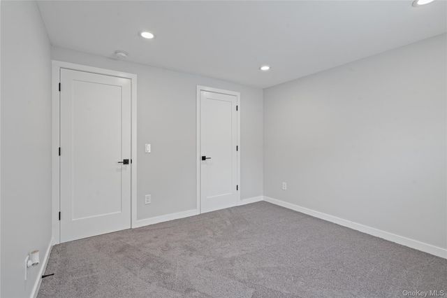 16 Market Street, Mastic Beach, NY 11951