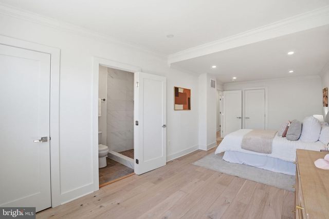 1739 INDEPENDENCE AVE SE, Washington, DC 20003