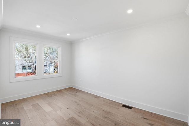 1739 INDEPENDENCE AVE SE, Washington, DC 20003