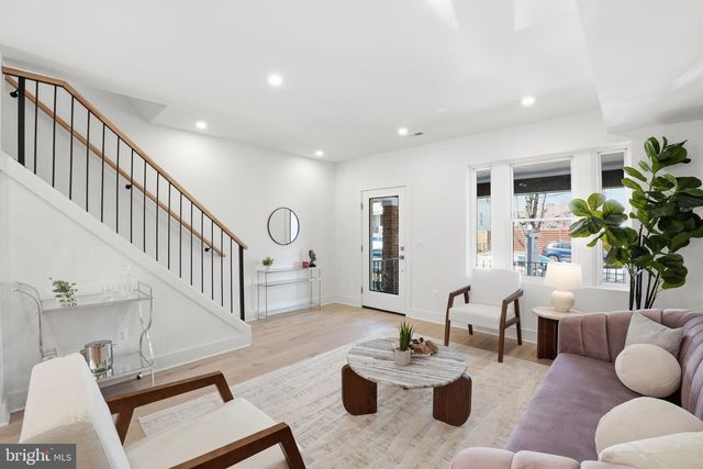 1739 INDEPENDENCE AVE SE, Washington, DC 20003