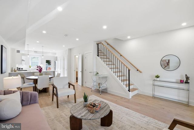 1739 INDEPENDENCE AVE SE, Washington, DC 20003