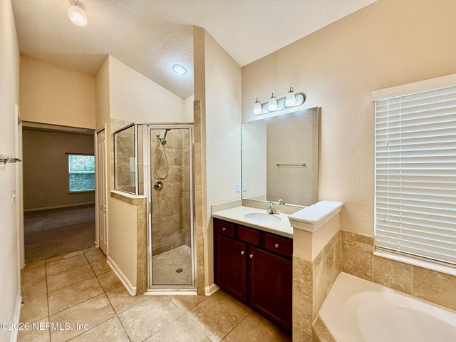 112 MORAYSHIRE Court, St. Johns, FL 32259