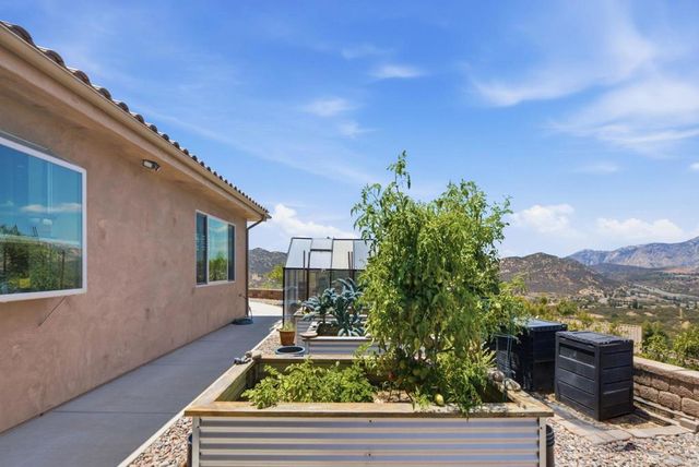 1781 Old Horse Trail, Alpine, CA 91901
