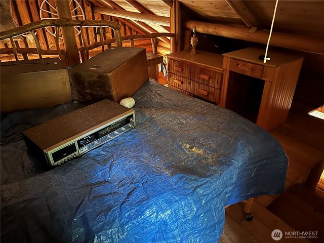 20 N Deer Court, Hoodsport, WA 98548