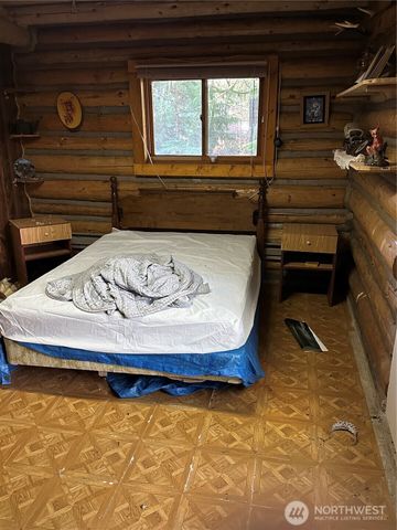 20 N Deer Court, Hoodsport, WA 98548