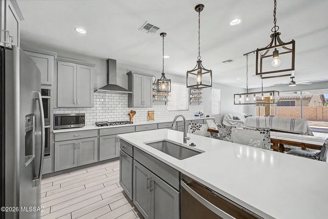 12581 N Appling Avenue, Marana, AZ 85653