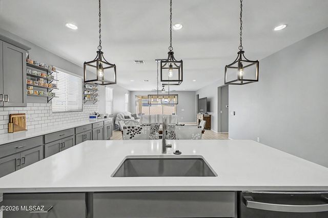 12581 N Appling Avenue, Marana, AZ 85653