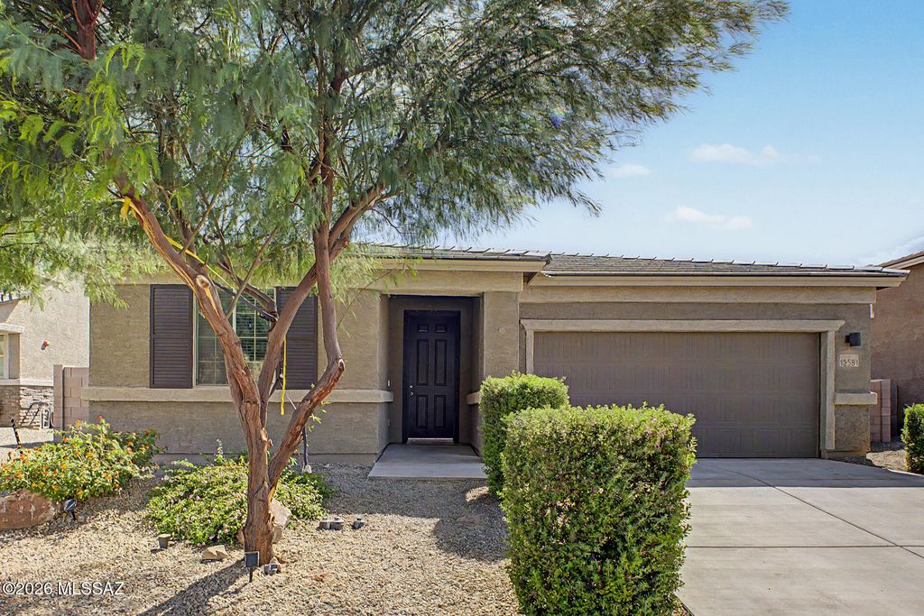12581 N Appling Avenue, Marana, AZ 85653