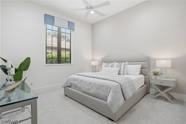 5717 Hammock Isles DR, Naples, FL 34119