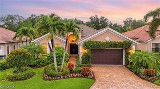 5717 Hammock Isles DR, Naples, FL 34119