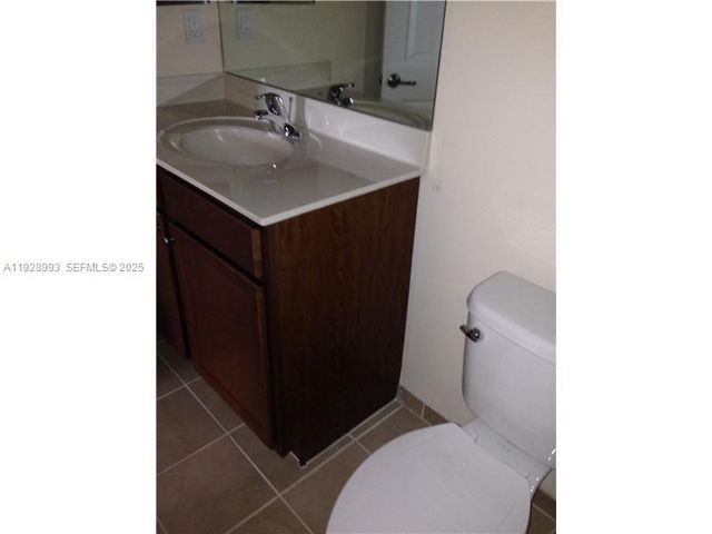 8800 NW 97th Ave 206, Doral, FL 33178