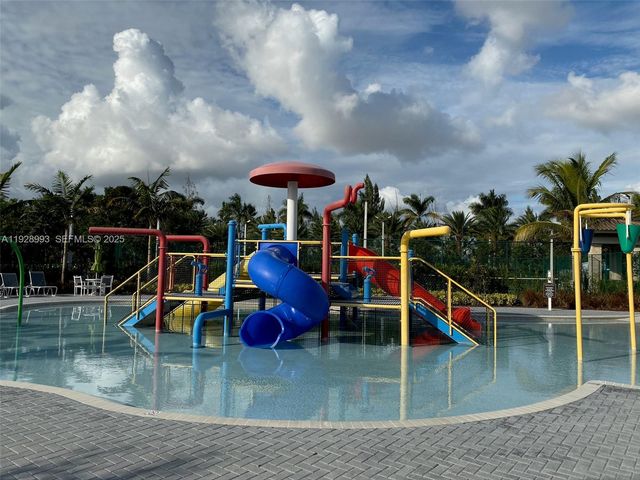 8800 NW 97th Ave 206, Doral, FL 33178