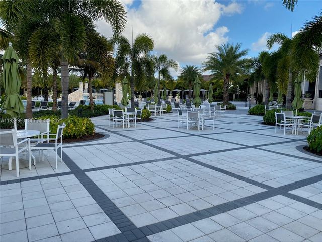 8800 NW 97th Ave 206, Doral, FL 33178