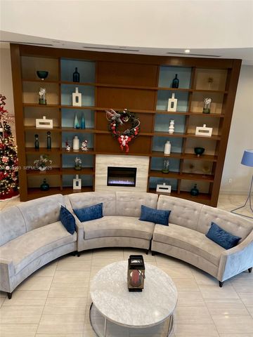 8800 NW 97th Ave 206, Doral, FL 33178