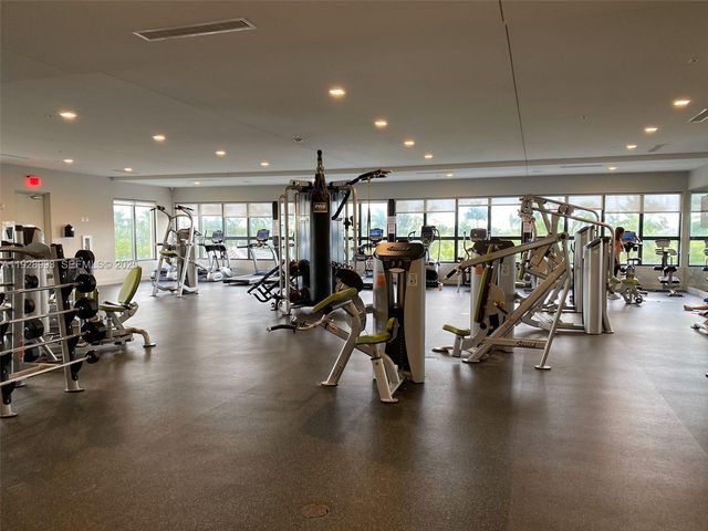 8800 NW 97th Ave 206, Doral, FL 33178