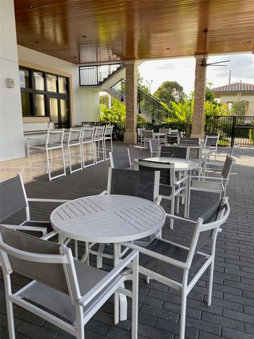 8800 NW 97th Ave 206, Doral, FL 33178