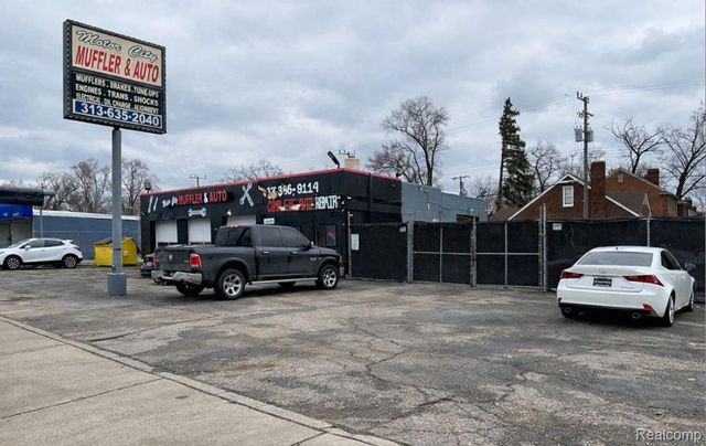 10530 W 7 MILE Road, Detroit, MI 48221