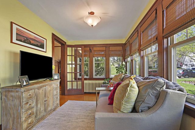 164 W Highland AVENUE, Burlington, WI 53105