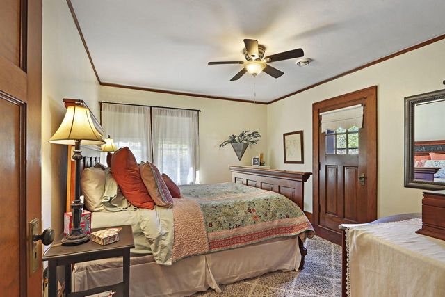 164 W Highland AVENUE, Burlington, WI 53105