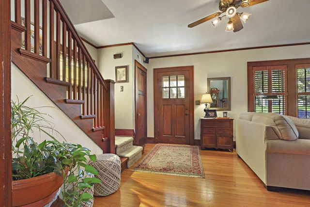 164 W Highland AVENUE, Burlington, WI 53105
