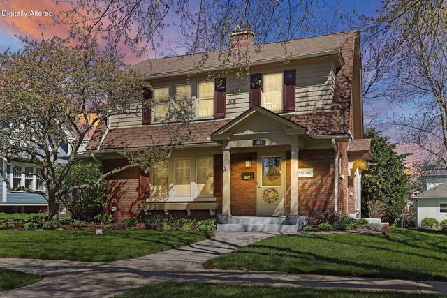 164 W Highland AVENUE, Burlington, WI 53105