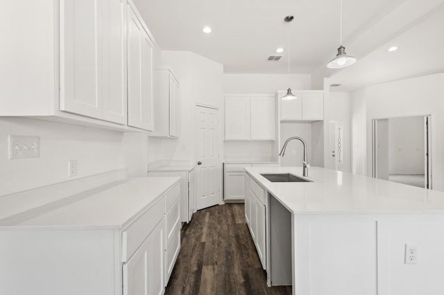 850 County Road 26750, Petty, TX 75470