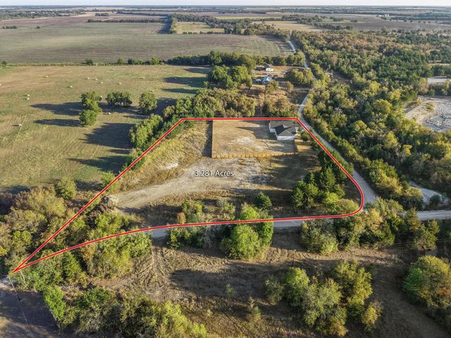 850 County Road 26750, Petty, TX 75470