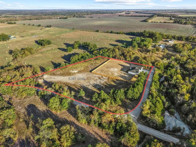 850 County Road 26750, Petty, TX 75470