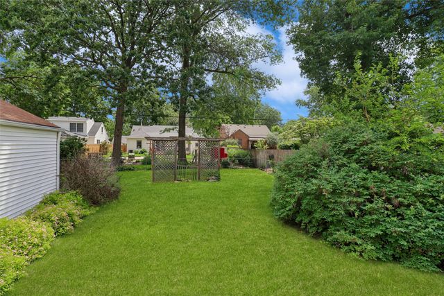2803 48th Street, Des Moines, IA 50310