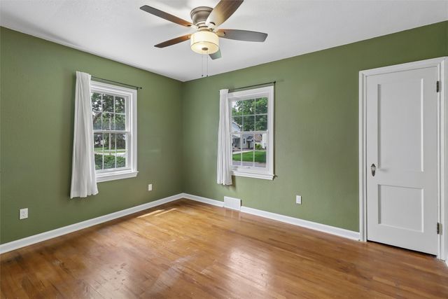 2803 48th Street, Des Moines, IA 50310