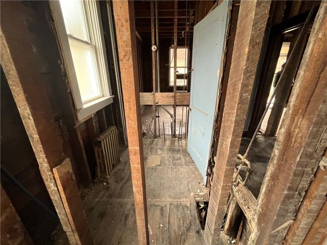 231 Maytide Street, Carrick, PA 15227