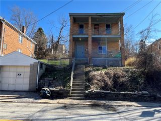 231 Maytide Street, Carrick, PA 15227