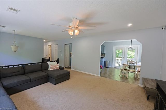 1474 Sherwood Drive, Reidsville, NC 27320