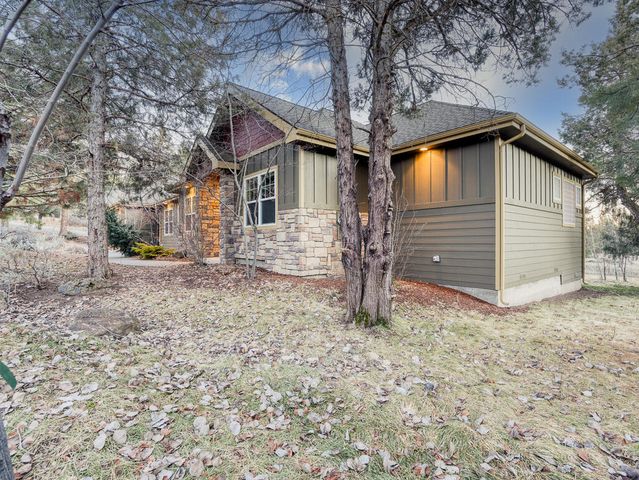 1140 Oregon Ash Circle, Klamath Falls, OR 97601